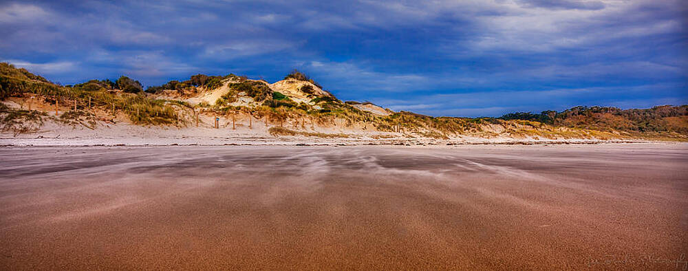 Swept clean by the wind... by Les Boucher Swept clean by the wind... by Les Boucher