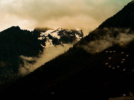 The Invisible View by S M  Hasan 