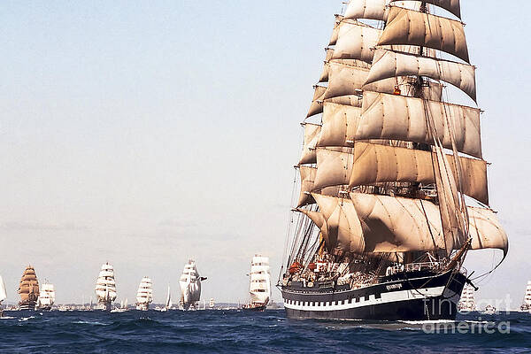 Wall Art - Photograph - The Kruzenshtern departing the port of Cadiz 1992 by Sapiens Verbum