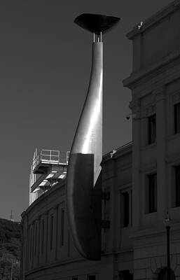Wall Art - Photograph - The Torch Burned Here by Lorraine Devon Wilke
