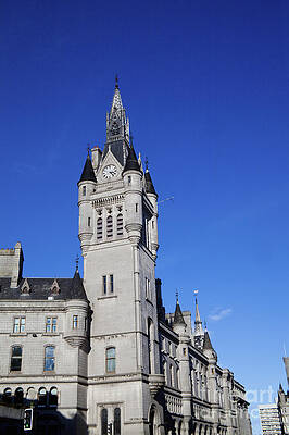 Wall Art - Photograph - The Town House Aberdeen by Diane Macdonald