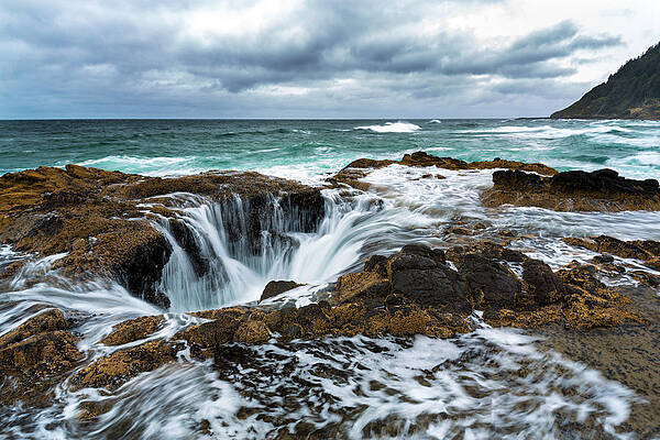Thor's Well by Robert Bynum