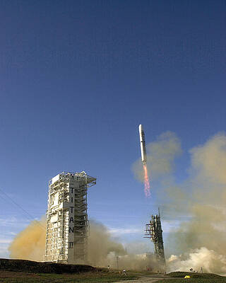 Wall Art - Photograph - Titan II Rocket Launch by Science Source