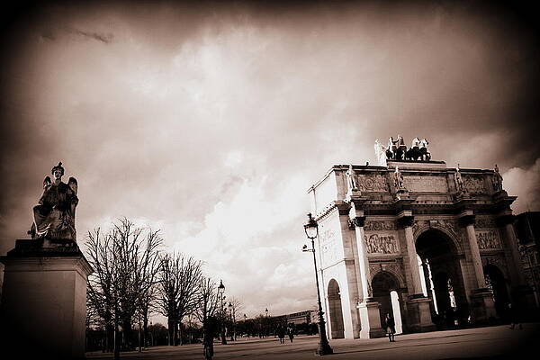 Tuileries by David Debray