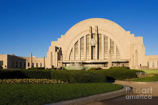 Wall Art - Photograph - Union Terminal, Cincinnati by David Davis