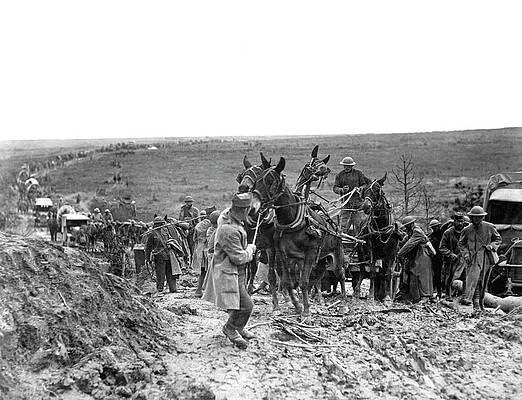 Wall Art - Photograph - Us Troops Getting Stuck In Mud by Science Photo Library