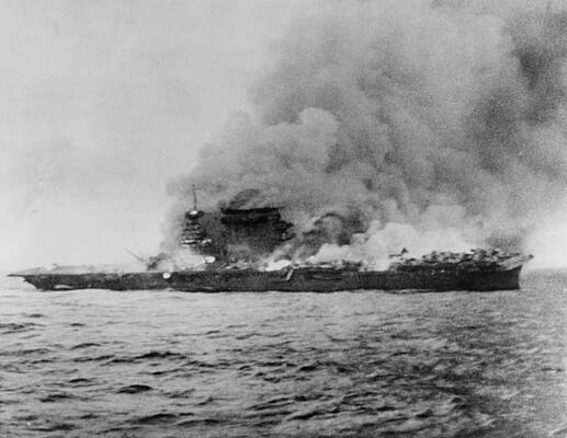 Wall Art - Photograph - U.s.s. Lexington Exploding by Everett