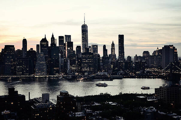 Vehement silhouettes of Manhattan - that vertical city with unimaginable diamonds by Natasha Marco Vehement silhouettes of Manhattan - that vertical city with unimaginable diamonds by Natasha Marco