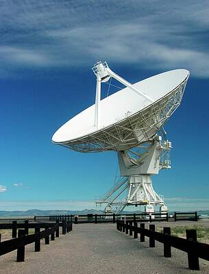 Wall Art - Photograph - Very Large Array Antenna by Science Photo Library