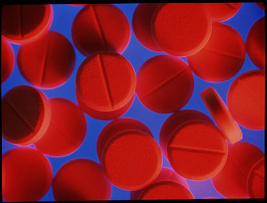Wall Art - Photograph - View Of Several Aspirin Pills by Chris Knapton/science Photo Library