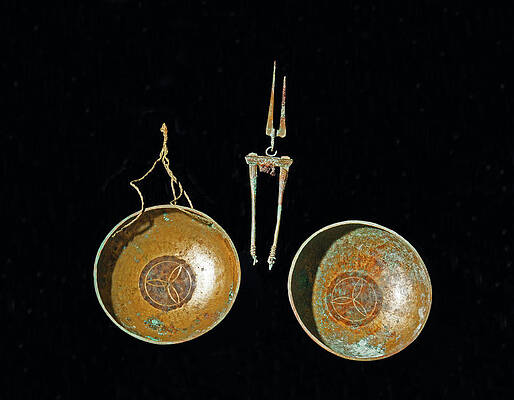 Wall Art - Photograph - Viking Weights And Measures Scale by Millard H. Sharp