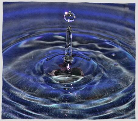 Water Art by Jes Fritze