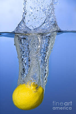 Wall Art - Photograph - Lemon Dropped In Water #1 by Ted Kinsman