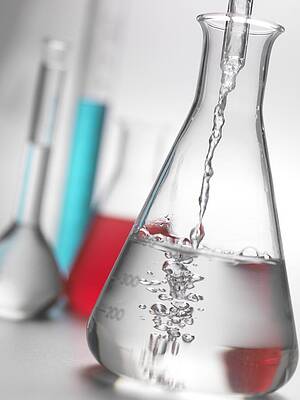 Wall Art - Photograph - Laboratory Glassware #10 by Science Photo Library