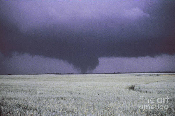 Wall Art - Photograph - Tornado #11 by Science Source