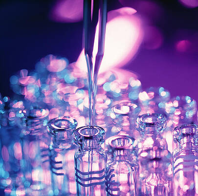 Wall Art - Photograph - Pipetting #12 by Science Photo Library