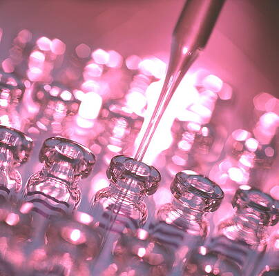 Wall Art - Photograph - Pipetting #13 by Science Photo Library