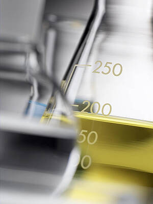 Wall Art - Photograph - Laboratory Glassware #14 by Science Photo Library