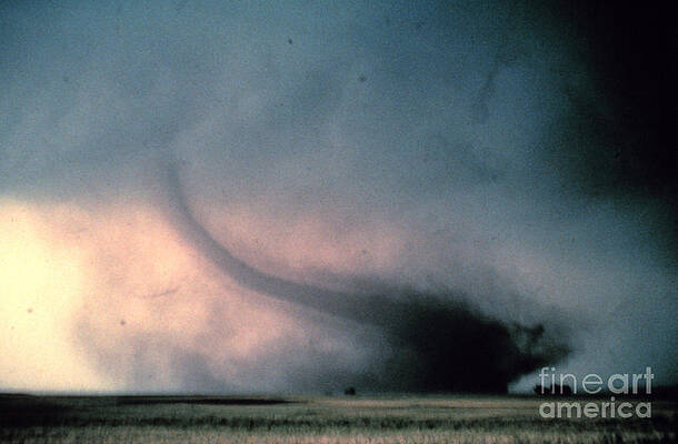 Wall Art - Photograph - Tornado #17 by Science Source
