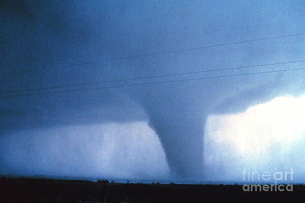 Wall Art - Photograph - Tornado #19 by Science Source