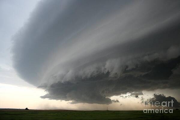 Wall Art - Photograph - Supercell Thunderstorm #2 by Science Source
