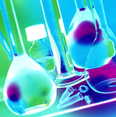 Wall Art - Photograph - Laboratory Glassware #29 by Science Photo Library
