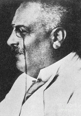 Wall Art - Photograph - Alois Alzheimer, German Neuropathologist #4 by Science Source