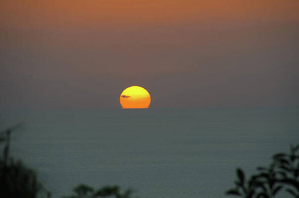 Wall Art - Photograph - Sunset over the sea #4 by Michael Goyberg