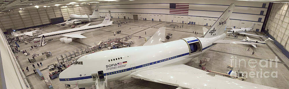 Wall Art - Photograph - Sofia Flying Observatory #5 by NASA/Science Source