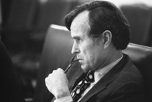 Wall Art - Photograph - Cia Director And Future President by Everett