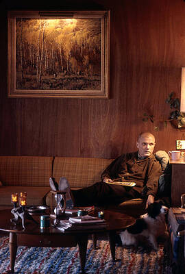 Wall Art - Photograph - John Glenn At His Home In Ohio, 1965 by Everett