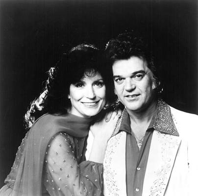 Wall Art - Photograph - Loretta Lynn And Conway Twitty, Circa by Everett