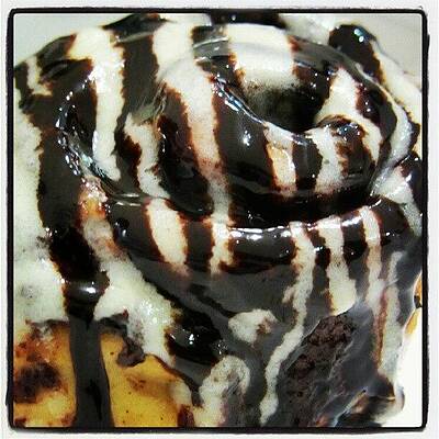Wall Art - Photograph - Need A Bite Of Cinabon Roll by Shiekh Umer