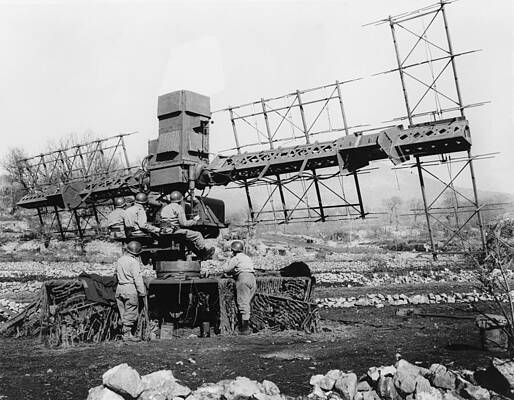 Wall Art - Photograph - Radar Set Scr-268, Used For Controlling by Everett