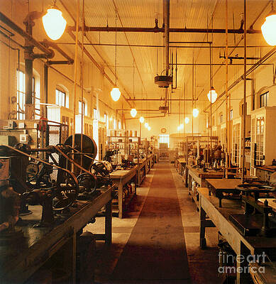 Wall Art - Photograph - Thomas Edisons Laboratory by Science Source