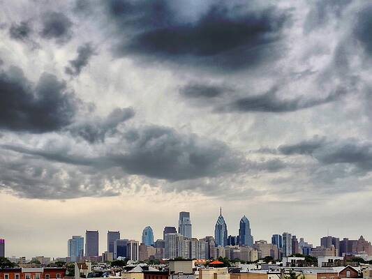 Wall Art - Photograph - Philadelphia Skyline #1 by Chris Montcalmo