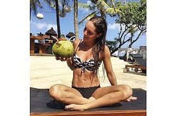 Kayla Itsines Workout Guide Pdf Sculpture By Kayla Itsines Workout