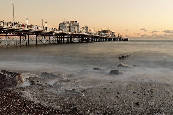 Worthing Pier by Len Brook Worthing Pier by Len Brook