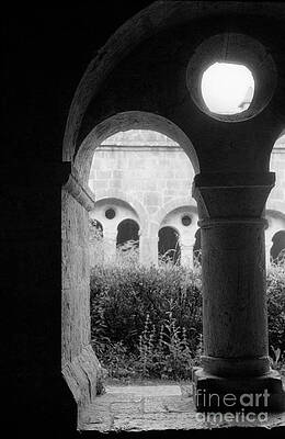 Wall Art - Photograph - Mullioned Window in Thoronet by Riccardo Mottola