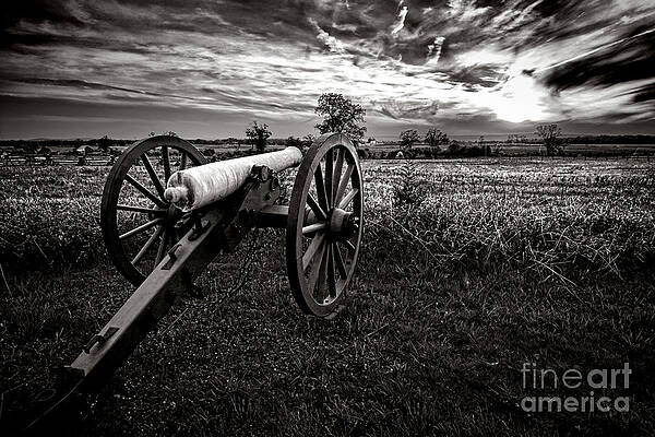 Wall Art - Photograph - Farewell to Gettysburg by Olivier Le Queinec