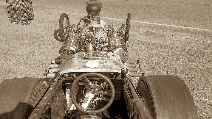 Wall Art - Photograph - Front engine digger by Darrell Foster