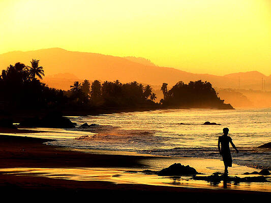 Golden Moment in Cibangban Beach by Joe Sampouw
