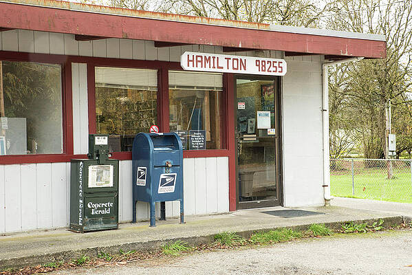 Wall Art - Photograph - Hamilton 98225 by Tom Cochran