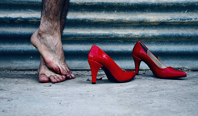 660,087 Red Heels Stock Photos, High-Res Pictures, and Images - Getty Images