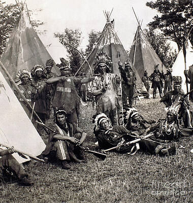 Wall Art - Photograph - IROQUOIS, c1900 by Granger