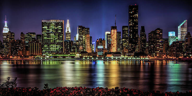 Manhattan Beauty by Theodore Jones Manhattan Beauty by Theodore Jones