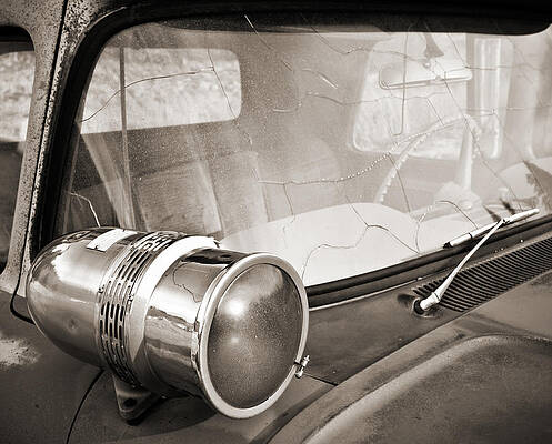 Wall Art - Photograph - Old police car siren by Marilyn Hunt