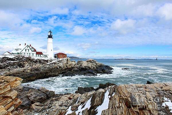 Portland Headlight by Tall Ashley