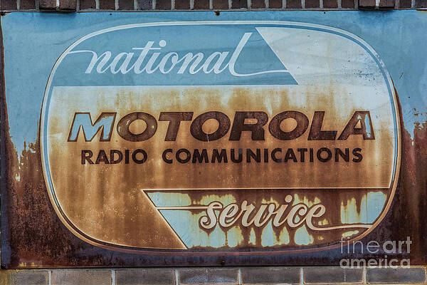 Radio Communications by Pamela Williams Radio Communications by Pamela Williams