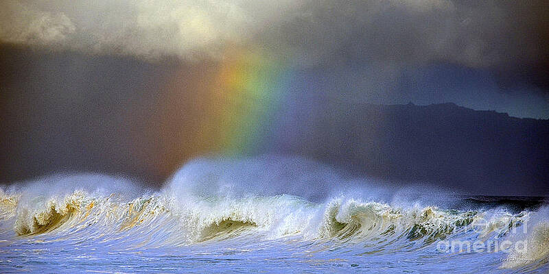 Wall Art - Photograph - Rainbow On The Banzai Pipeline At The North Shore Of Oahu 2 to 1 Ratio by Aloha Art